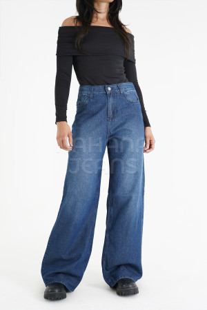 25845 WIDE LEG CON ESTRIBO